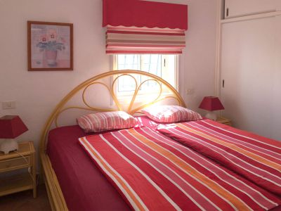 Ferienhaus Poris de Abona Schlafzimmer mit Doppelbett
