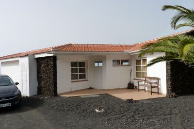 Ferienhaus El Hierro H-095 Parkplatz hinten