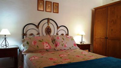 G-136 Finca Gran Canaria Schlafzimmer mit Doppelbett Bild 1
