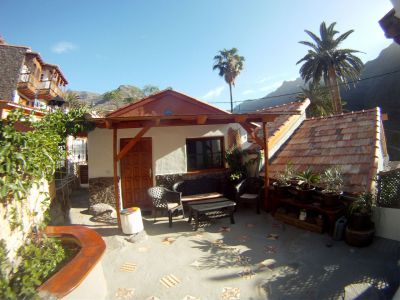 Ferienhaus El Guro - Haus und Terrasse