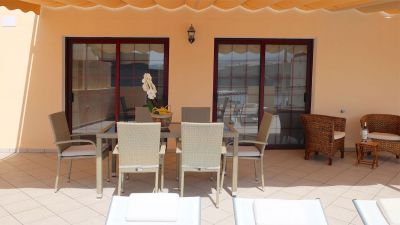 Einbauküche mit Terrasse mit Esstisch - Penthaus Wohnung TFS-059 Playa San Juan