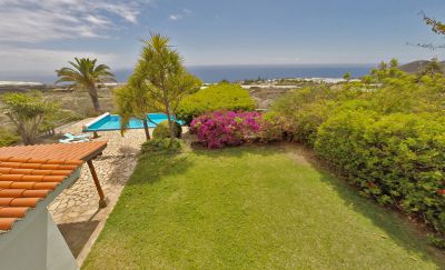 Finca mit Pool La Palma / Rasen neben dem Haus