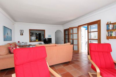 Bequeme Sessel im Wohnraum