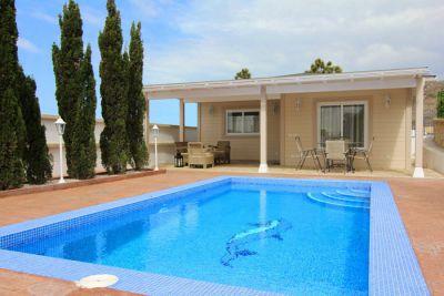 Teneriffa - Modernes Ferienhaus mit beheiztem Pool 