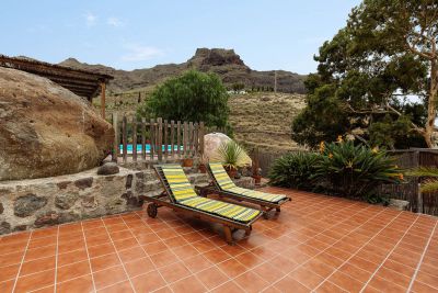 Gran Canaria Finca G-008 Terrasse mit Sonnenliegen