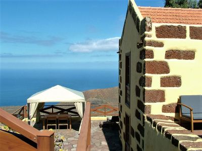 Ferienhaus El Hierro H-070 Haus und Terrasse