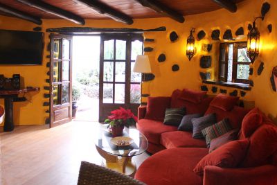 Ferienhaus Lanzarote L-068 Wohnraum mit Couch