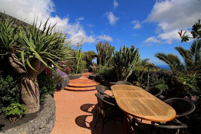 Ferienhaus Lanzarote L-068 Terrasse mit Tisch