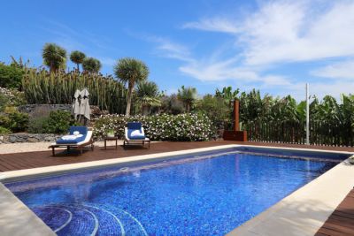 Ferienhaus In Playa San Juan TFS-064 - Pool mit Sonnenliegen