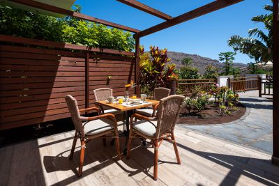 Ferienwohnung G-012 / Terrasse mit Blick in den Garten