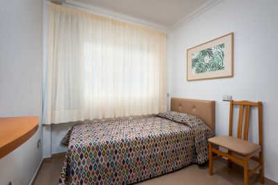 Ferienwohnung G - 015 Schlafzimmer mit Einzelbett