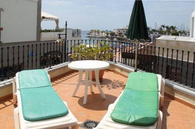 G-018 Ferienwohnung Puerto de Mogan Terrasse mit Sonnenliegen