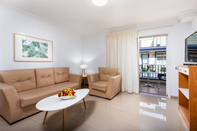 G-020 Ferienwohnung Puerto de Wohnraum mit Couch