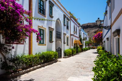 Puerto de Mogan Gasse im alten Ortsteil