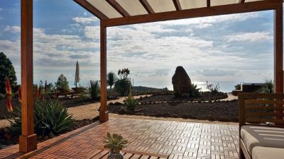 La Palma - Hausansicht - Terrasse mit Pergola
