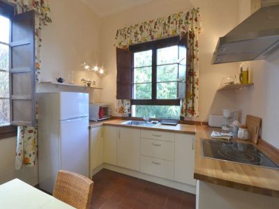 Finca G-233 Küche mit großem Kühlschrank