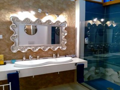 F-216 Ferienhaus im Norden von Fuerteventura Bad mit grosser Dusche