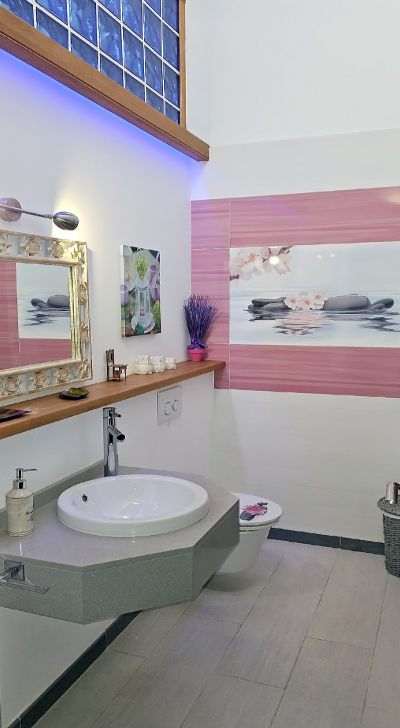 F-216 Ferienhaus im Norden von Fuerteventura Blick ins En-Suite-Badezimmer