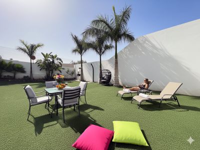 TFS-181 Studio Teneriffa Garten mit Gartenm&ouml;beln