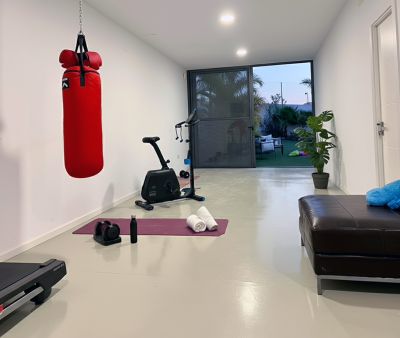 TFS-181 Studio Teneriffa Blick in den Fitnessraum