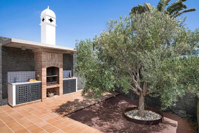 L-027 modernes Ferienhaus mit Grillbereich Lanzarote