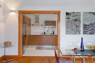 L-027 modernes Ferienhaus Blick in die Kueche Lanzarote