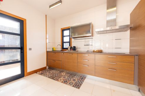 L-028 Ferienhaus Lanzarote mit moderner Einbauküche