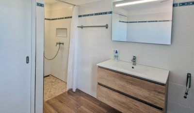Teneriffa Ferienhaus TFS-159 Badezimmer mit Dusche