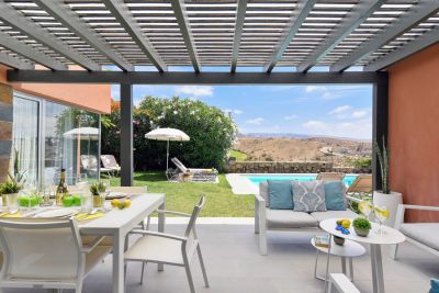 Villa Gran Canaria G-450 Terrasse mit zahlreichen Sitzm&ouml;glichkeiten