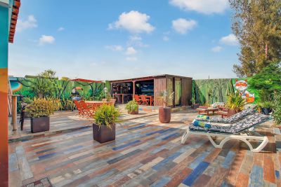 Ferienhaus Fuerteventura gro&szlig;e Terrasse mit Sonnenliegen F-225