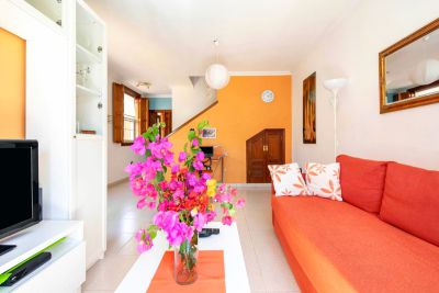 Teneriffa Ferienhaus TFS-131 Wohnzimmer Couch